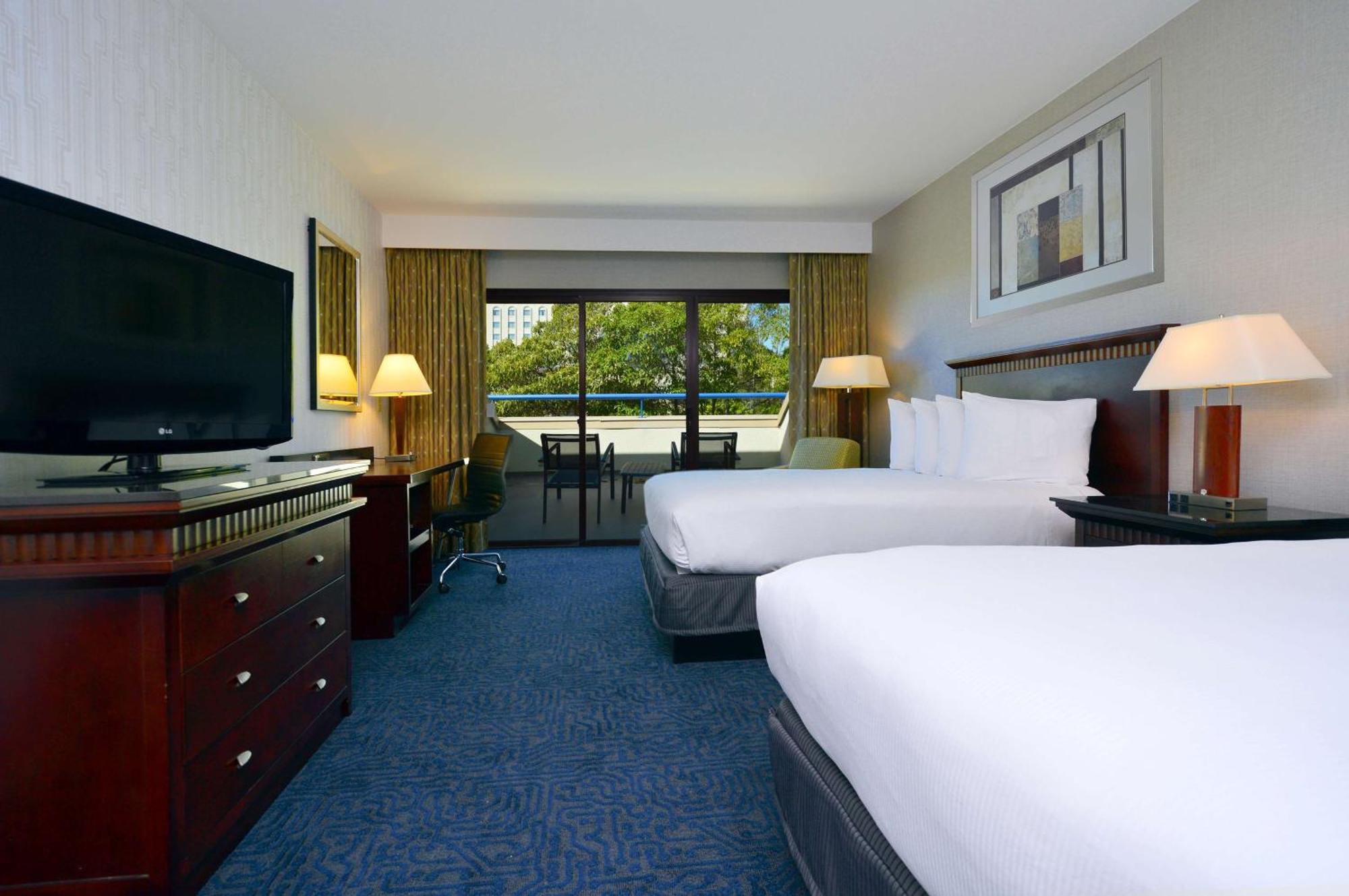 Doubletree By Hilton Newark-Fremont Hotel Exterior foto