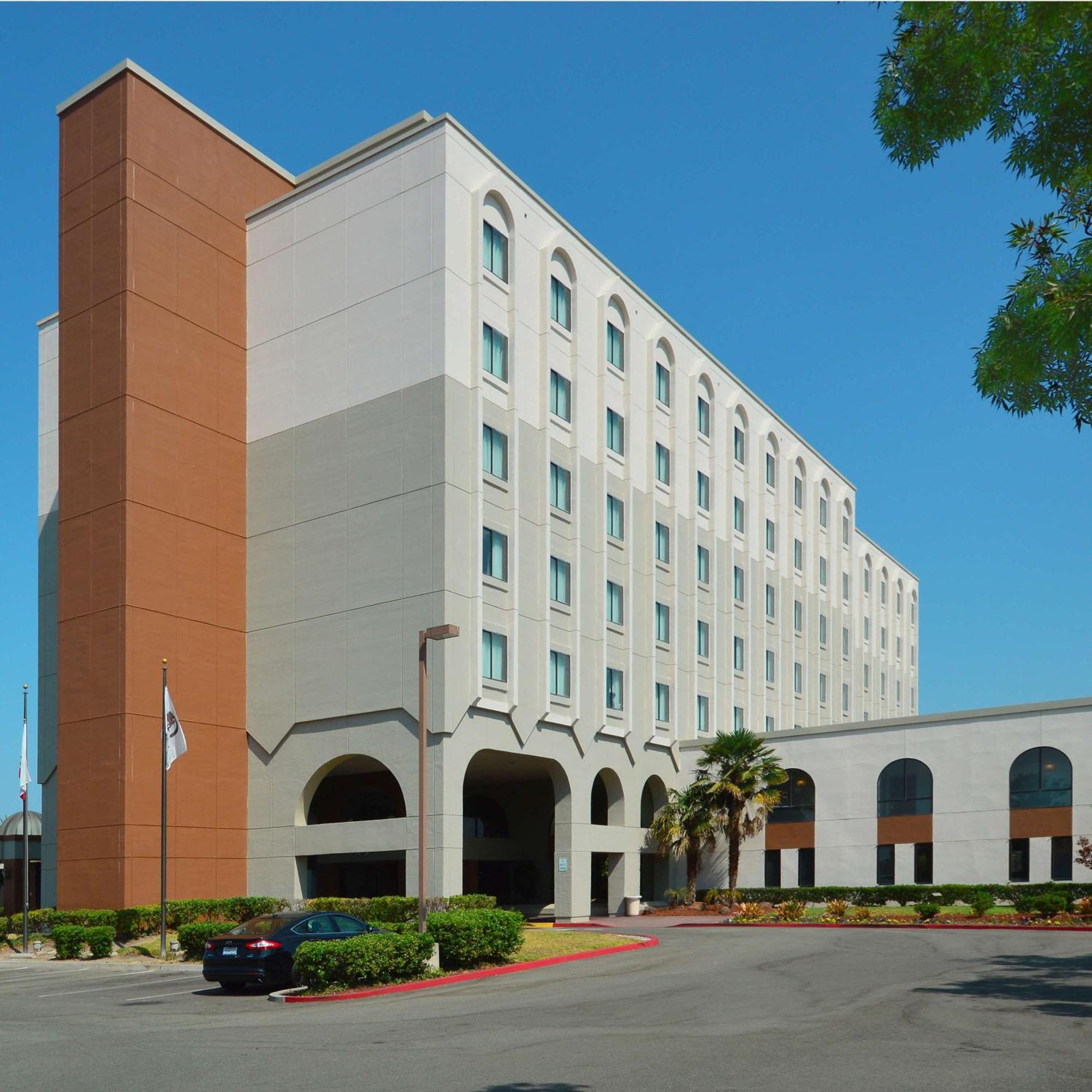Doubletree By Hilton Newark-Fremont Hotel Exterior foto